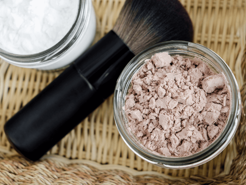How to Make Homemade Dry Shampoo A Much Cheaper & Safer Option!