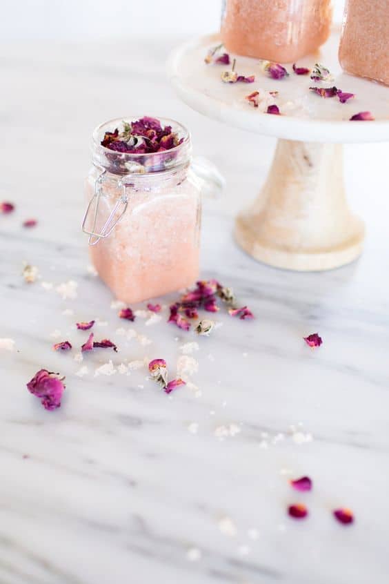 DIY recipe for Coconut Rose Body Polish