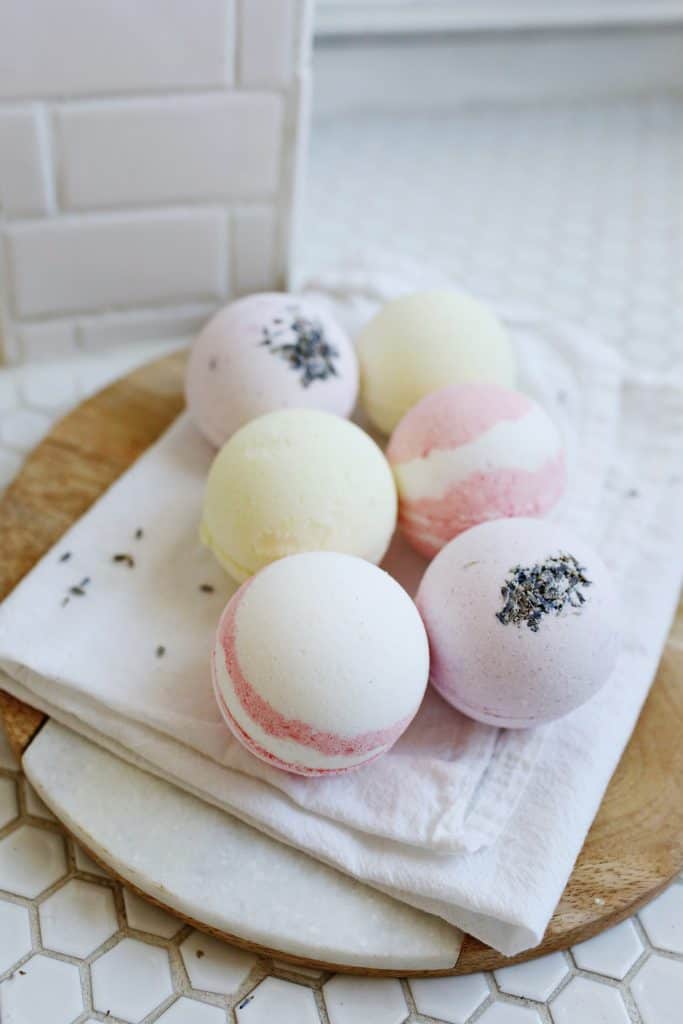 8 Fun And Fizzy Diy Bath Bomb Recipes Simple Pure Beauty 