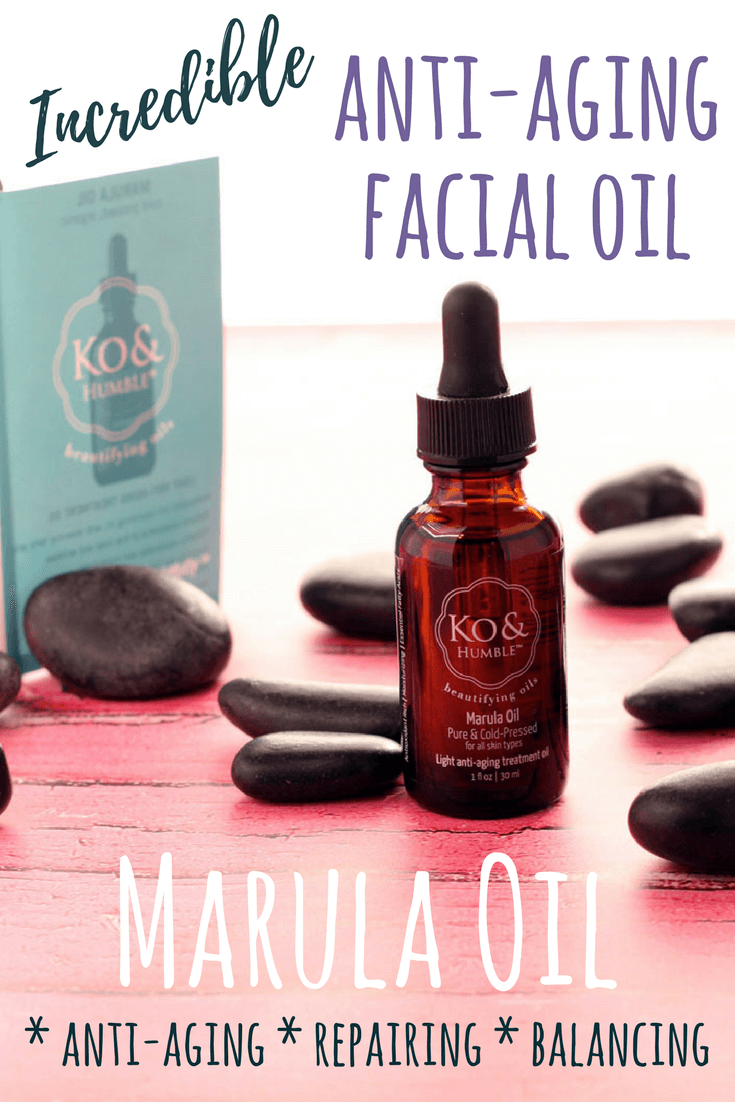 Need to hydrate your face? Look no further than marula oil. This amazing oil is perfect on its own or as part of your favorite DIY face serum. #antiaging #faceserum #AntiWrinkle #antiwrinkleserum #marulaoil #diyskincare #carrieroil #moisturizing #doityourself #skincareproducts #skincaretips #skincare #vitaminC #Rejuvenate #scars 