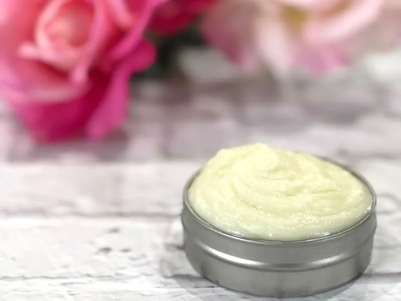 Anti-aging face cream in the store is expensive - and often not the best ingredients for you. This DIY Rose of Cypress Face Cream will be exactly what your skin needs. #antiaging #antiagingcream #AntiWrinkle #diyskincare #moisturizing  #skincare