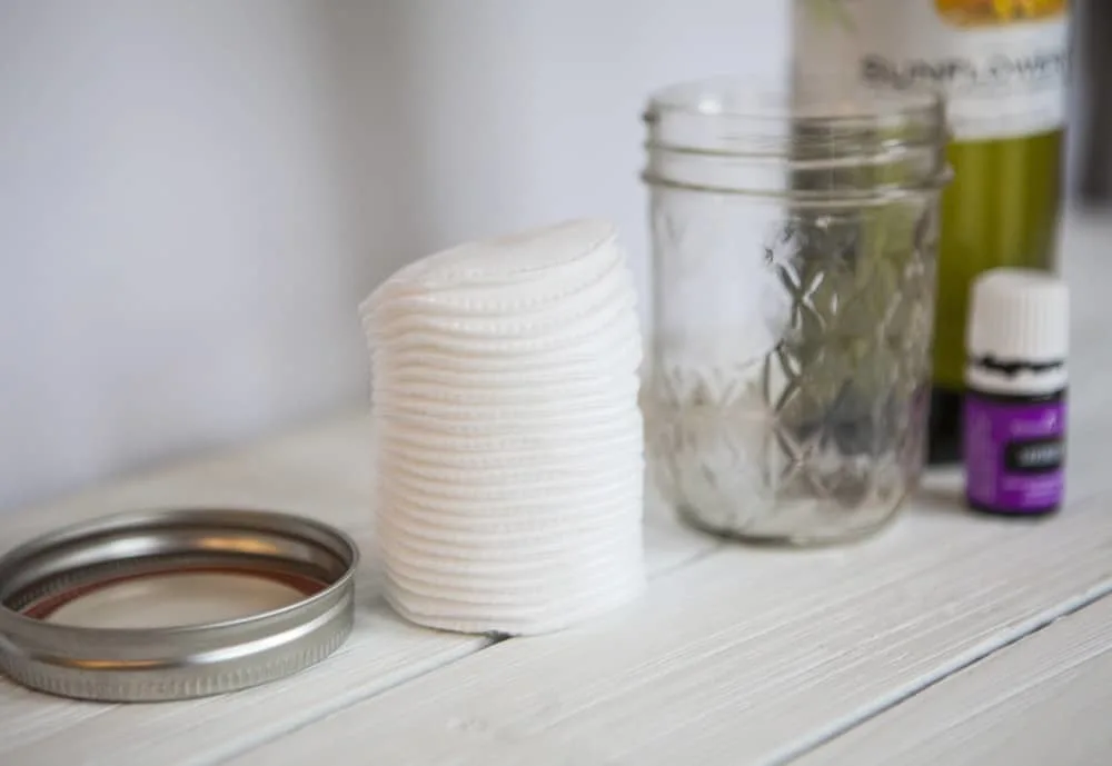 ingredients to make diy makeup remover wipes