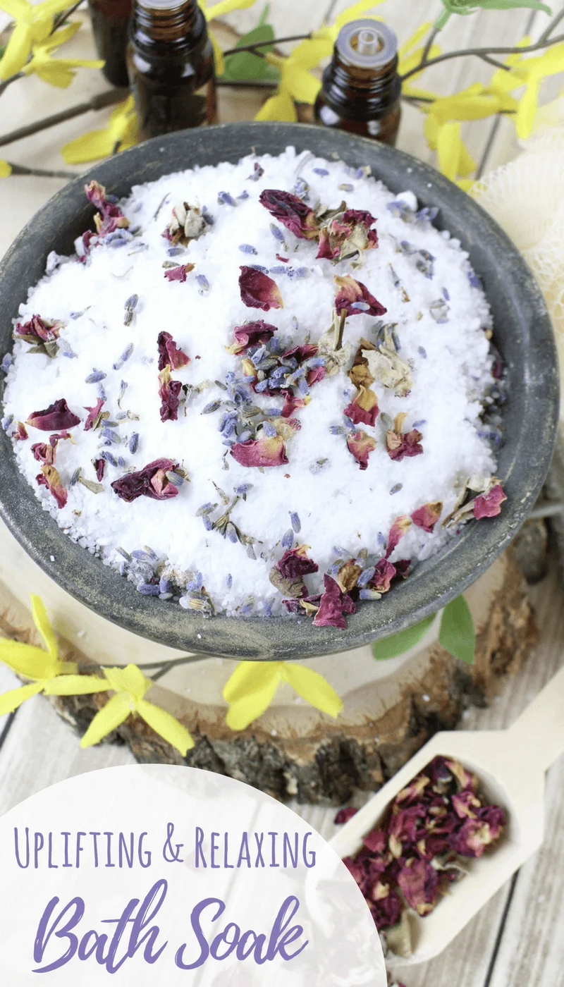 Soaking in a bath is a luxury we all need to take. This DIY bath soak recipe will have you relaxed in no time. #bathsalts #relaxation #essentialoils #detox