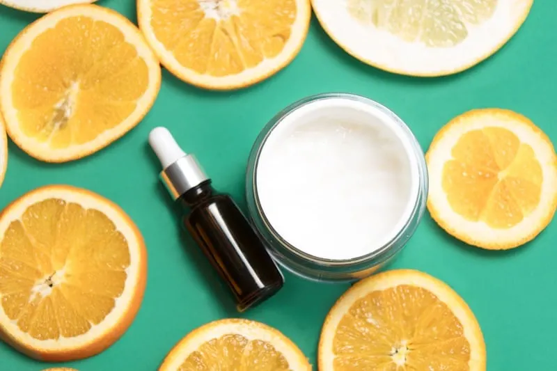 Step by Step Guide to a Natural DIY Skin Care Routine #antiaging #essentialoils #naturalbeauty #skincaretips #skincare