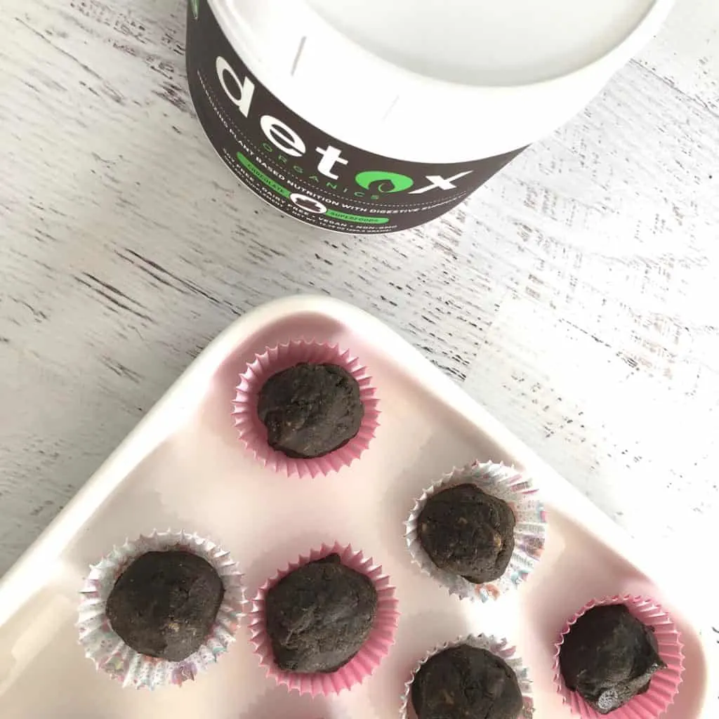 This Easy Dairy Free Vegan Brownie Bites recipe is not only simple to make, it's full of ingredients that will knock your socks off! So healthy it's ridiculous! #veganrecipes #veganfood #dairyfree #healthysnacks #brownies