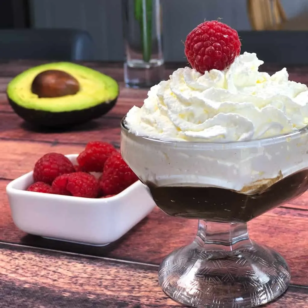 Delicious Superfood Chocolate Mousse - Looking for a healthier option to get that chocolate mousse flavor without all the sugar and calories? You're going to fall in love with this Vegan Superfood Chocolate Mousse.  #vegan #superfood #avocado #veganrecipes #dairyfree