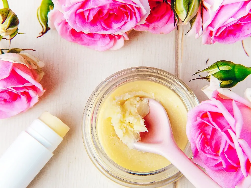 When you learn to make your own homemade lip balm something wonderful happens!  You can stop reading labels and know you’re using a truly natural and safe product on your lips. #DIY #essentialoils #nontoxicDIY