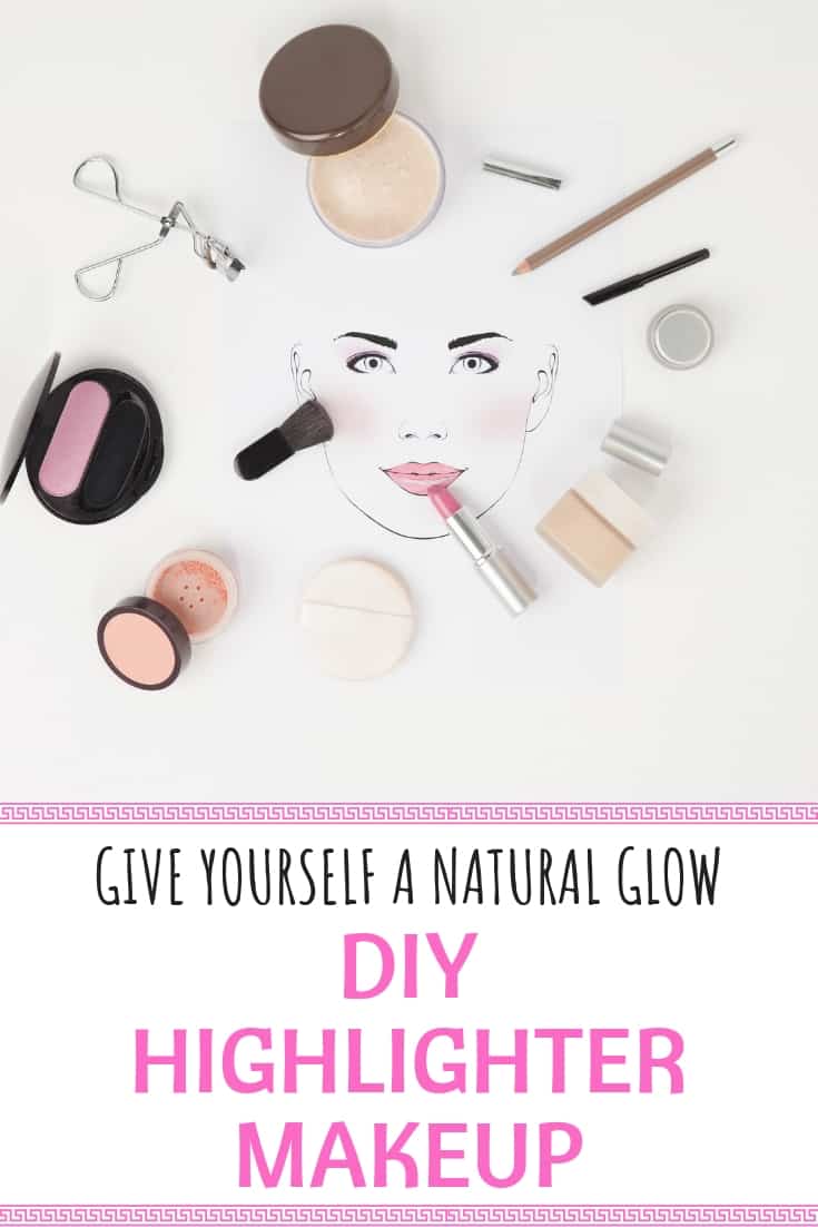 This DIY Highlighter Makeup recipe is simple and easy to make! Perfect for moms and daughters to make together, and versatile for both to enjoy! #DIY #highlightermakeup #homemade #natural