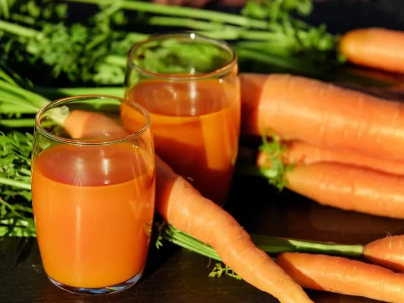 DIY hair dye carrot juice