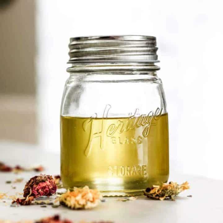 How to Make Herbal Infused Carrier Oils for the Skin