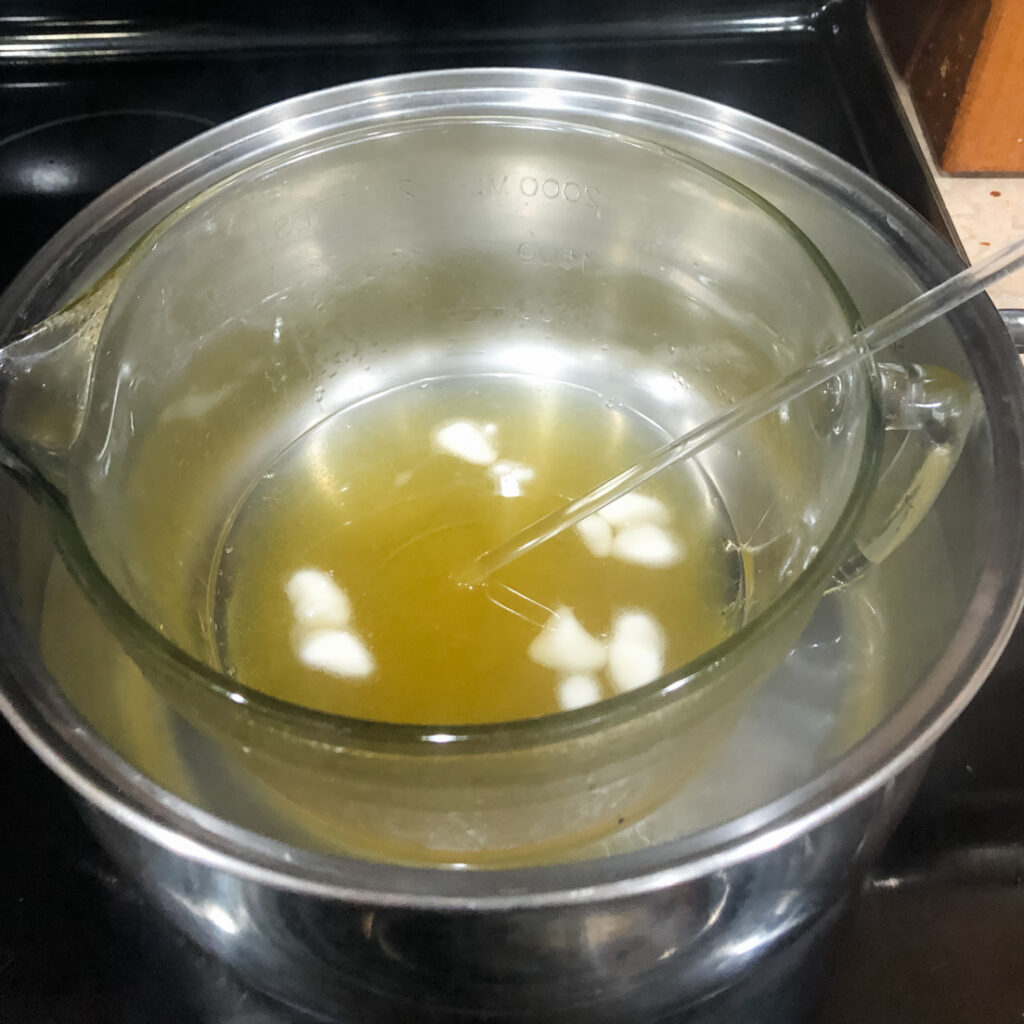 non-gready body butter ingredients melting in double boiler