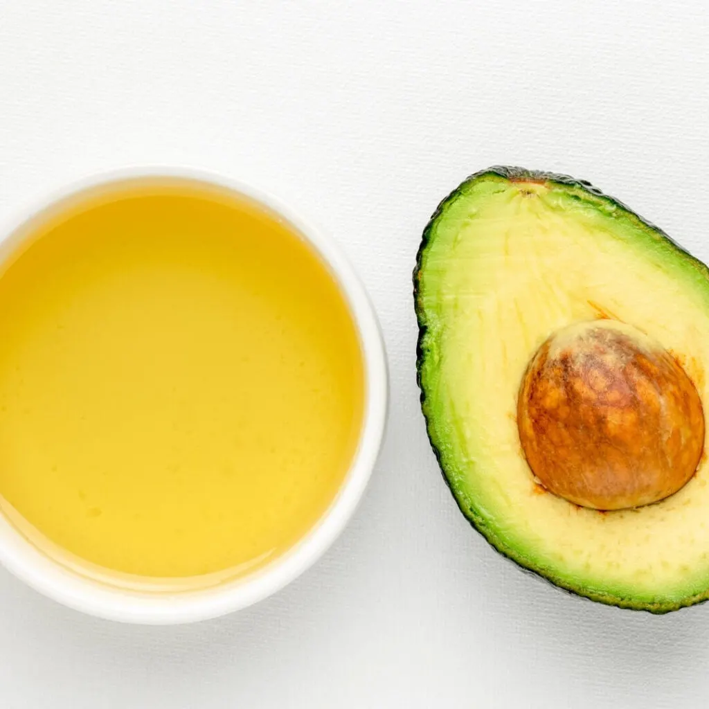 Avocado Oil Skincare Benefits-IG (1)