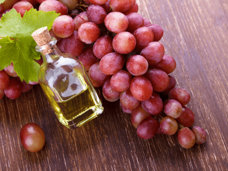 Grapeseed Oil Benefits for Skin How to Use, Where to Buy + DIY Recipes