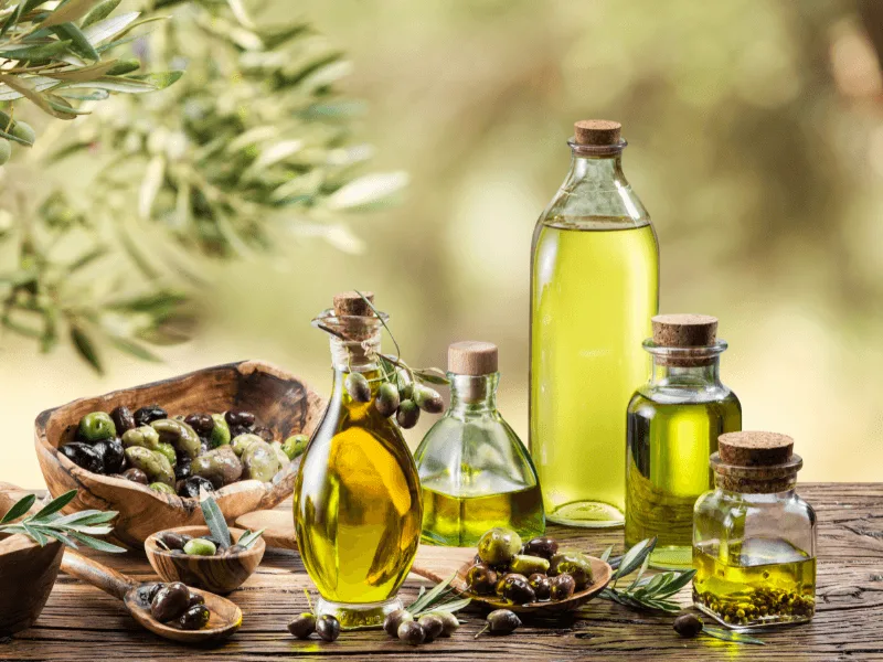 Olive Oil Benefits for Skin: How to Use, Where to Buy + DIY Recipes - Simple  Pure Beauty